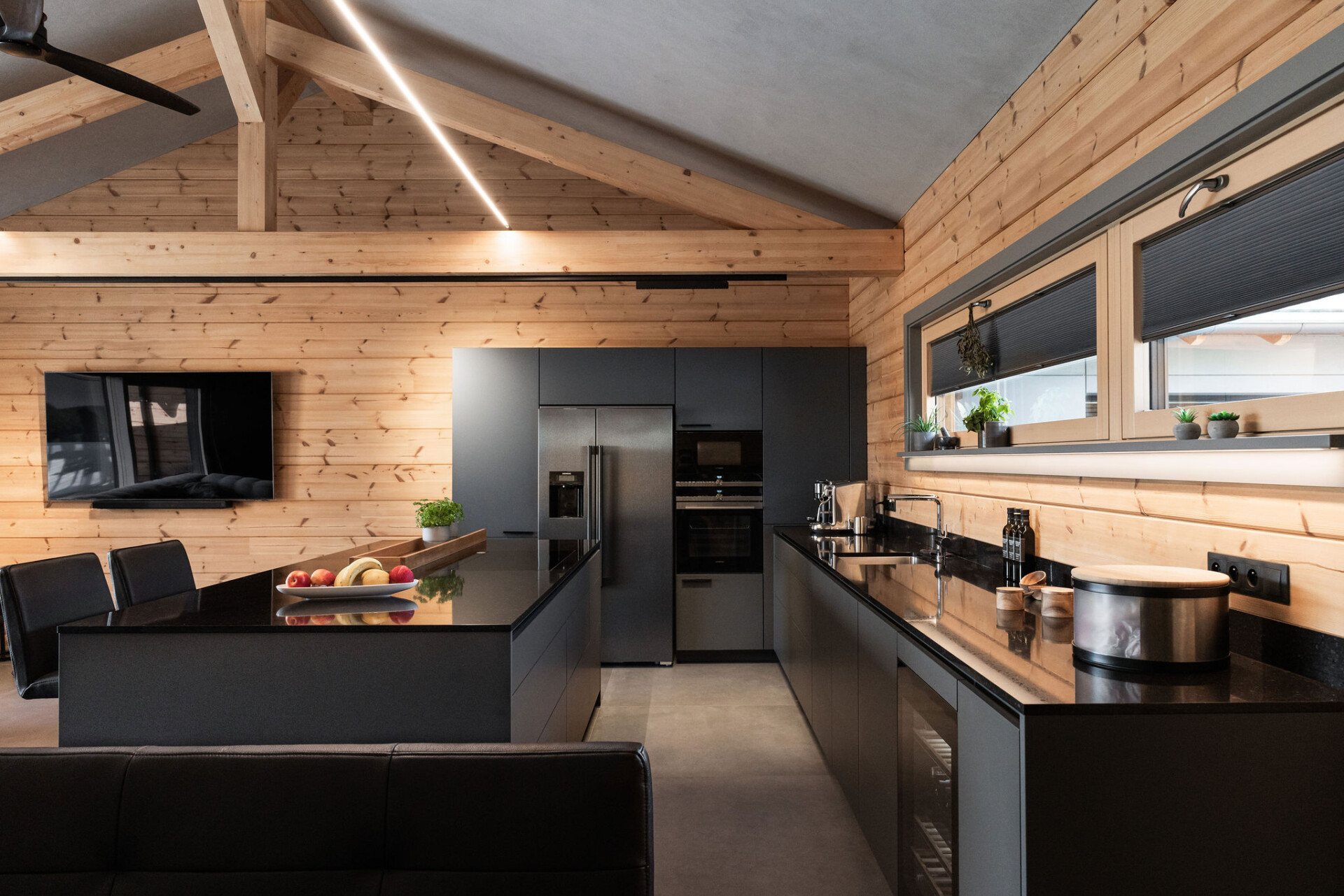 POGGENPOHL</br>
Akrylový lak